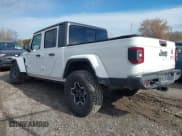 ✅ 2021 Jeep Gladiator Sport S • VIN: 1C6JJTAG0ML501738 • Lot: 43613648. Wystawiony na IAAI z przebiegiem 49 685 mil. Bezpłatny archiwum sprzedaży aukcyjnych z USA i szczegółowy raport historii pojazdu na DreamBid. Zdjęcie 3.