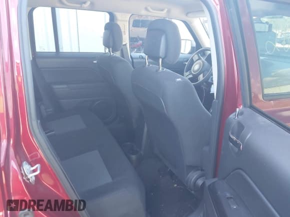 ✅ 2017 Jeep Patriot Sport • VIN: 1C4NJRBBXHD196183 • Lot: 43402855. Listed on IAAI with 64,521 mi. Free auction sales archive from the USA and detailed vehicle history report at DreamBid. Image 8.