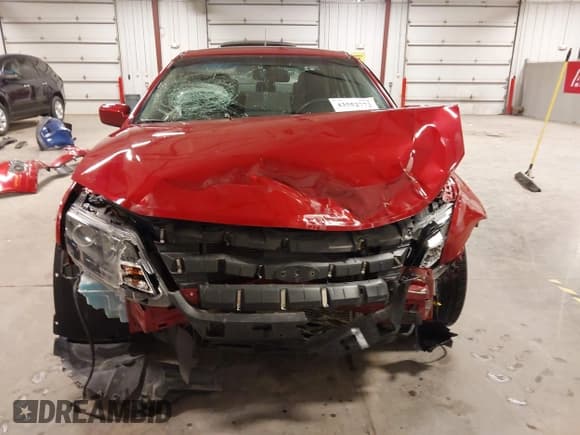 ✅ 2010 Ford Fusion SEL • VIN: 3FAHP0JA6AR226721 • Lot: 43552772. Wystawiony na IAAI z przebiegiem 50 995 mil. Bezpłatny archiwum sprzedaży aukcyjnych z USA i szczegółowy raport historii pojazdu na DreamBid. Zdjęcie 12.