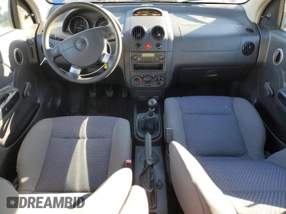 ✅ 2007 Chevrolet Aveo LS • VIN: KL1TD66647B789419 • Lot: 87662995. Wystawiony na Copart z przebiegiem 108 379 mil. Bezpłatny archiwum sprzedaży aukcyjnych z USA i szczegółowy raport historii pojazdu na DreamBid. Zdjęcie 8.