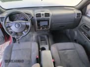 ✅ 2006 Chevrolet Colorado 1LT • VIN: 1GCDT136668174275 • Lot: 88968375. Wystawiony na Copart z przebiegiem 161 469 mil. Bezpłatny archiwum sprzedaży aukcyjnych z USA i szczegółowy raport historii pojazdu na DreamBid. Zdjęcie 8.