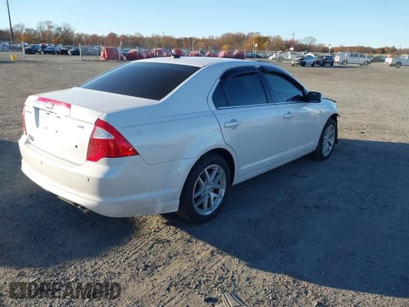 ✅ 2012 Ford Fusion SEL • VIN: 3FAHP0JG7CR189864 • Лот: 43625524. Опубликован ранее на IAAI с пробегом 182 331 миль. Бесплатный доступ к архиву аукционных продаж из США и подробный отчёт об истории автомобиля на DreamBid. Изображение 4.