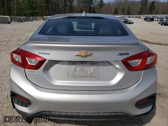 ✅ 2016 Chevrolet Cruze Premier • VIN: 1G1BG5SM8G7318198 • Lot: 47637493. Listed on Copart with 84,691 mi. Free auction sales archive from the USA and detailed vehicle history report at DreamBid. Image 6.