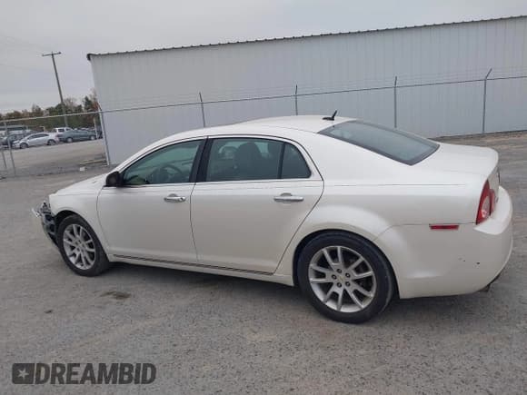 ✅ 2010 Chevrolet Malibu LTZ • VIN: 1G1ZE5EB5A4155081 • Lot: 43539176. Listed on IAAI with 155,449 mi. Free auction sales archive from the USA and detailed vehicle history report at DreamBid. Image 14.