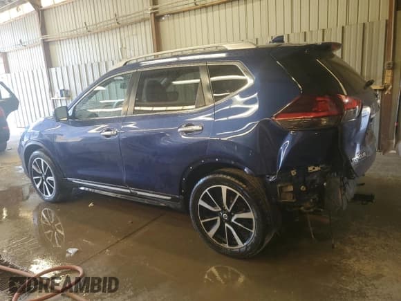 ✅ 2019 Nissan Rogue SL • VIN: 5N1AT2MV0KC733921 • Lot: 81928915. Listed on Copart with 120,813 mi. Free auction sales archive from the USA and detailed vehicle history report at DreamBid. Image 2.
