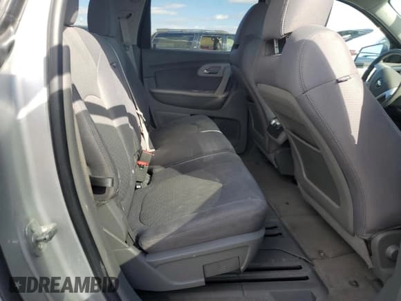 ✅ 2011 Chevrolet Traverse LS • VIN: 1GNKVEED9BJ101979 • Lot: 82411975. Wystawiony na Copart z przebiegiem 159 074 mil. Bezpłatny archiwum sprzedaży aukcyjnych z USA i szczegółowy raport historii pojazdu na DreamBid. Zdjęcie 11.