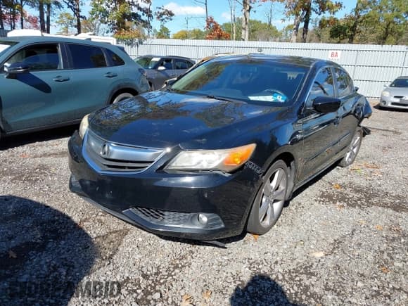 ✅ 2013 Acura ILX Premium • VIN: 19VDE1F54DE002643 • Lot: 43515861. Listed on IAAI with 92,264 mi. Free auction sales archive from the USA and detailed vehicle history report at DreamBid. Image 2.
