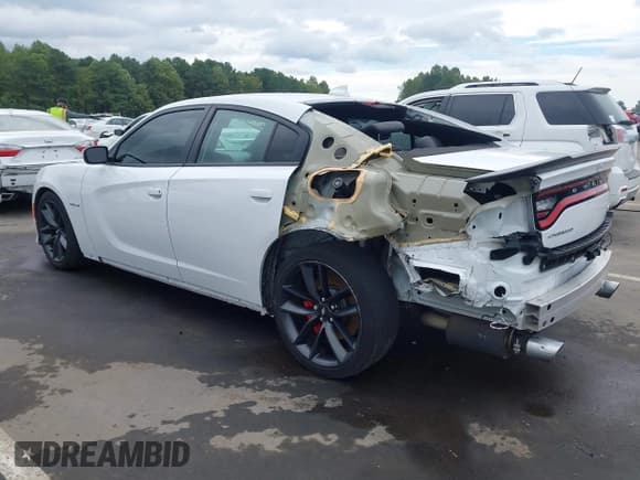 ✅ 2021 Dodge Charger R/T • VIN: 2C3CDXCT3MH527357 • Lot: 43244167. Wystawiony na IAAI z przebiegiem 40 499 mil. Bezpłatny archiwum sprzedaży aukcyjnych z USA i szczegółowy raport historii pojazdu na DreamBid. Zdjęcie 3.