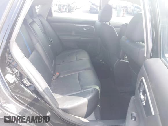 ✅ 2018 Nissan Altima S • VIN: 1N4AL3AP1JC276783 • Lot: 43263881. Listed on IAAI with 90,957 mi. Free auction sales archive from the USA and detailed vehicle history report at DreamBid. Image 8.