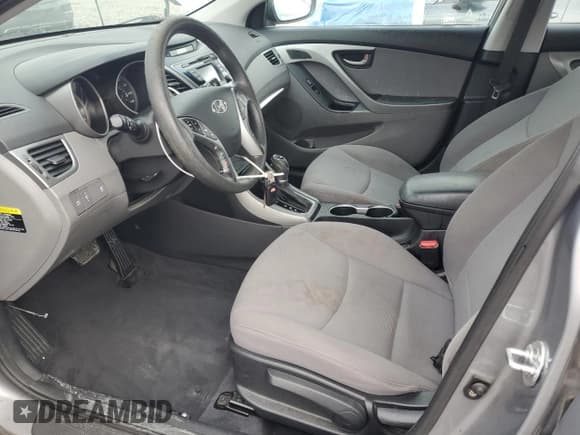 ✅ 2016 Hyundai Elantra SE • VIN: KMHDH4AE2GU479788 • Лот: 85125275. Опубликован ранее на Copart с пробегом 110 447 миль. Бесплатный доступ к архиву аукционных продаж из США и подробный отчёт об истории автомобиля на DreamBid. Изображение 7.