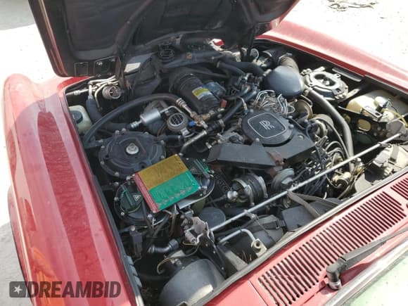 ✅ 1987 Rolls-Royce Corniche • VIN: SCAZD42AXHCX16219 • Lot: 74951164. Wystawiony na Copart z przebiegiem 31 769 mil. Bezpłatny archiwum sprzedaży aukcyjnych z USA i szczegółowy raport historii pojazdu na DreamBid. Zdjęcie 11.