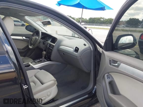 ✅ 2011 Audi A4 Premium • VIN: WAUAFAFL0BN011531 • Lot: 43423893. Listed on IAAI with 162,836 mi. Free auction sales archive from the USA and detailed vehicle history report at DreamBid. Image 5.