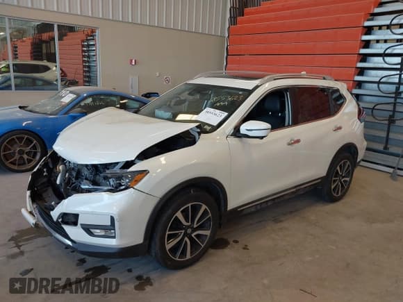 ✅ 2019 Nissan Rogue SL • VIN: 5N1AT2MV0KC792483 • Лот: 38553623. Опубликован ранее на IAAI с пробегом 77 634 миль. Бесплатный доступ к архиву аукционных продаж из США и подробный отчёт об истории автомобиля на DreamBid. Изображение 17.