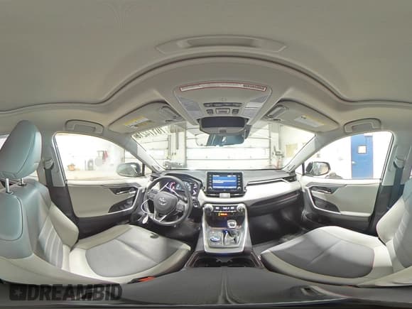 ✅ 2020 Toyota RAV4 Limited • VIN: JTMN1RFV4LJ035021 • Lot: 71010785. Listed on Copart with 31,669 mi. Free auction sales archive from the USA and detailed vehicle history report at DreamBid. Image 15.