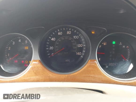 ✅ 2005 Lexus ES 350 • VIN: JTHBA30G555131194 • Lot: 42324746. Listed on IAAI with 300,471 mi. Free auction sales archive from the USA and detailed vehicle history report at DreamBid. Image 7.