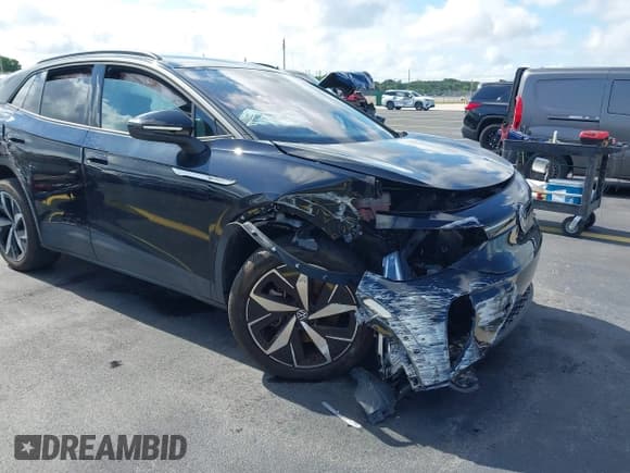 ✅ 2023 Volkswagen ID.4 Pro S • VIN: 1V2WNPE81PC051291 • Lot: 42256380. Wystawiony na IAAI z przebiegiem 5 840 mil. Bezpłatny archiwum sprzedaży aukcyjnych z USA i szczegółowy raport historii pojazdu na DreamBid. Zdjęcie 1.