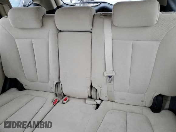 ✅ 2009 Hyundai Santa Fe GLS • VIN: 5NMSG73D39H235520 • Lot: 81848684. Listed on Copart with 230,974 mi. Free auction sales archive from the USA and detailed vehicle history report at DreamBid. Image 10.