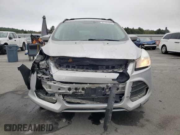 ✅ 2016 Ford Escape SE • VIN: 1FMCU9G99GUC71163 • Lot: 81151345. Listed on Copart with 126,079 mi. Free auction sales archive from the USA and detailed vehicle history report at DreamBid. Image 5.