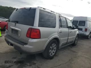 ✅ 2004 Lincoln Navigator Luxury • VIN: 5LMFU27R74LJ04903 • Lot: 41179374. Wystawiony na Copart z przebiegiem 251 101 mil. Bezpłatny archiwum sprzedaży aukcyjnych z USA i szczegółowy raport historii pojazdu na DreamBid. Zdjęcie 3.