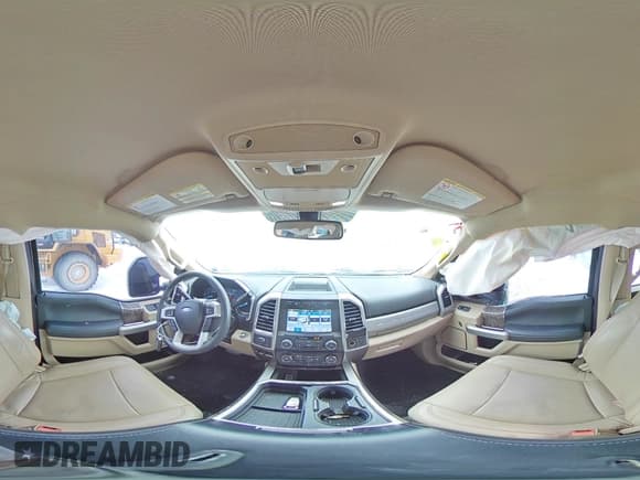 ✅ 2018 Ford F-450 XL • VIN: 1FT8W4DT1JEB02957 • Lot: 45863325. Wystawiony na Copart z przebiegiem 74 107 mil. Bezpłatny archiwum sprzedaży aukcyjnych z USA i szczegółowy raport historii pojazdu na DreamBid. Zdjęcie 13.