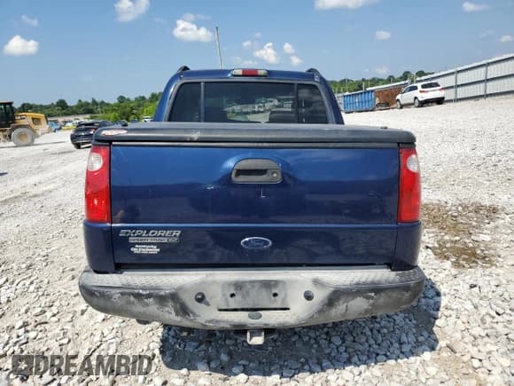 ✅ 2004 Ford Explorer Sport Trac XLS • VIN: 1FMZU67K94UA96582 • Lot: 63391515. Wystawiony na Copart z przebiegiem 224 621 mil. Bezpłatny archiwum sprzedaży aukcyjnych z USA i szczegółowy raport historii pojazdu na DreamBid. Zdjęcie 6.