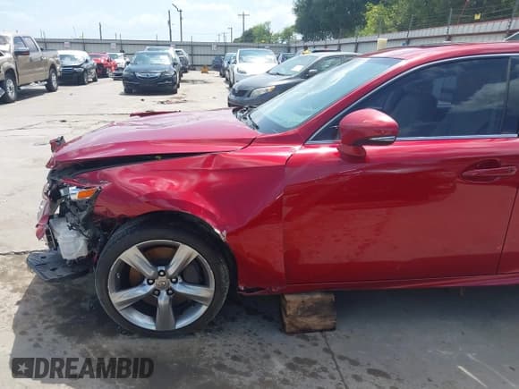 ✅ 2014 Lexus IS 350 • VIN: JTHBE1D29E5014256 • Lot: 42517460. Listed on IAAI with 103,452 mi. Free auction sales archive from the USA and detailed vehicle history report at DreamBid. Image 20.