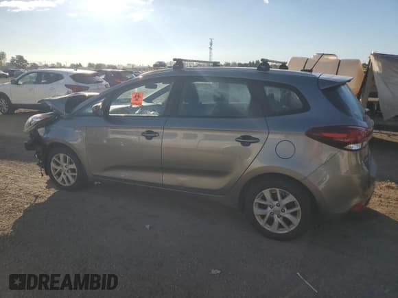 ✅ 2017 Kia Rondo LX • VIN: KNAHT8A32H7172595 • Лот: 74239824. Опубликован ранее на Copart с пробегом Не указан. Бесплатный доступ к архиву аукционных продаж из США и подробный отчёт об истории автомобиля на DreamBid. Изображение 2.