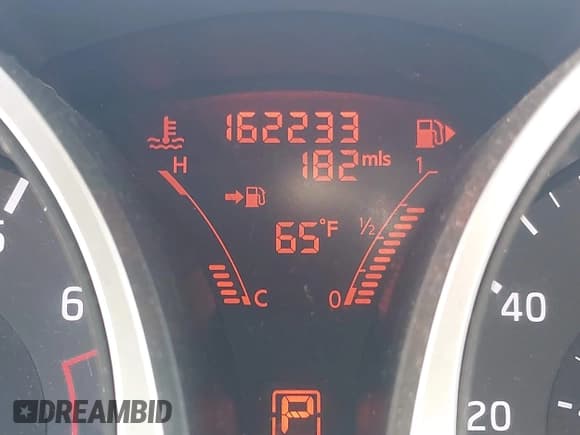 ✅ 2011 Nissan Juke SL • VIN: JN8AF5MV0BT015903 • Lot: 43184458. Wystawiony na IAAI z przebiegiem 162 233 mil. Bezpłatny archiwum sprzedaży aukcyjnych z USA i szczegółowy raport historii pojazdu na DreamBid. Zdjęcie 7.