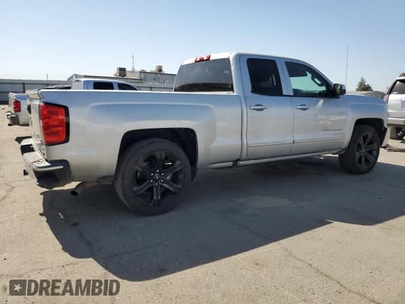 ✅ 2019 Chevrolet Silverado 1500 LT • VIN: 2GCRCPEC3K1104600 • Lot: 74625494. Wystawiony na Copart z przebiegiem 119 199 mil. Bezpłatny archiwum sprzedaży aukcyjnych z USA i szczegółowy raport historii pojazdu na DreamBid. Zdjęcie 3.