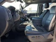 ✅ 2021 Chevrolet Silverado 1500 LT Trail Boss • VIN: 1GCPYFED4MZ288287 • Lot: 68489174. Wystawiony na Copart z przebiegiem 109 756 mil. Bezpłatny archiwum sprzedaży aukcyjnych z USA i szczegółowy raport historii pojazdu na DreamBid. Zdjęcie 7.