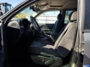 ✅ 2008 GMC Envoy SLE1 • VIN: 1GKDS13S282199037 • Lot: 84973845. Wystawiony na Copart z przebiegiem 177 731 mil. Bezpłatny archiwum sprzedaży aukcyjnych z USA i szczegółowy raport historii pojazdu na DreamBid. Zdjęcie 7.