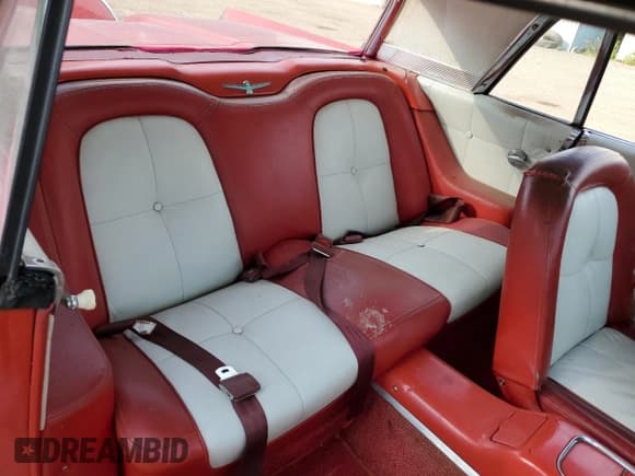 ✅ 1960 Ford Thunderbird • VIN: 0Y71Y181619 • Lot: 68456494. Listed on Copart with 68,917 mi. Free auction sales archive from the USA and detailed vehicle history report at DreamBid. Image 10.
