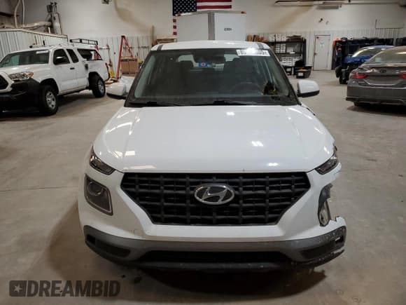 ✅ 2020 Hyundai Venue SE • VIN: KMHRB8A33LU033298 • Lot: 89113805. Listed on Copart with 165,520 mi. Free auction sales archive from the USA and detailed vehicle history report at DreamBid. Image 5.