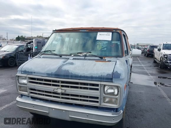 ✅ 1988 Chevrolet Chevy Van • VIN: 1GCEG25H7J7162793 • Лот: 38337335. Опубликован ранее на IAAI с пробегом 156 268 миль. Бесплатный доступ к архиву аукционных продаж из США и подробный отчёт об истории автомобиля на DreamBid. Изображение 6.