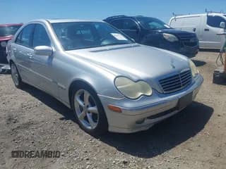 ✅ 2004 Mercedes-Benz C 230 Kompressor • VIN: WDBRF40J84F511575 • Lot: 42133799. Listed on IAAI with 120,633 mi. Free auction sales archive from the USA and detailed vehicle history report at DreamBid. Image 1.