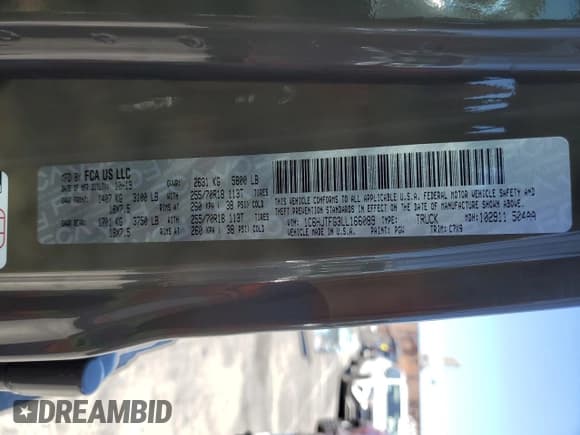 ✅ 2020 Jeep Gladiator Overland • VIN: 1C6HJTFG3LL166089 • Lot: 82164505. Listed on Copart with 52,841 mi. Free auction sales archive from the USA and detailed vehicle history report at DreamBid. Image 13.