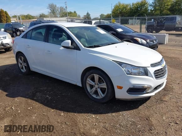 ✅ 2015 Chevrolet Cruze LT • VIN: 1G1PE5SB5F7258227 • Lot: 43460827. Listed on IAAI with 128,271 mi. Free auction sales archive from the USA and detailed vehicle history report at DreamBid. Image 1.
