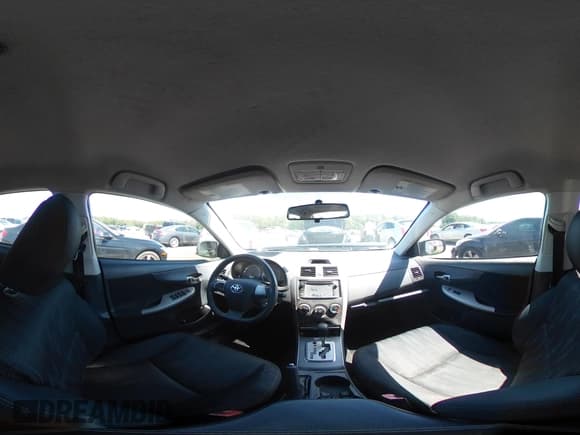 ✅ 2013 Toyota Corolla L • VIN: 5YFBU4EEXDP123146 • Lot: 43115514. Wystawiony na IAAI z przebiegiem 198 856 mil. Bezpłatny archiwum sprzedaży aukcyjnych z USA i szczegółowy raport historii pojazdu na DreamBid. Zdjęcie 18.