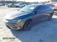 ✅ 2015 Chrysler 200 Limited • VIN: 1C3CCCABXFN646183 • Lot: 43697967. Wystawiony na IAAI z przebiegiem 194 895 mil. Bezpłatny archiwum sprzedaży aukcyjnych z USA i szczegółowy raport historii pojazdu na DreamBid. Zdjęcie 2.