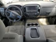 ✅ 2019 Chevrolet Silverado 2500HD Work Truck • VIN: 2GC2CREG2K1180597 • Lot: 61605225. Wystawiony na Copart z przebiegiem Nie podano. Bezpłatny archiwum sprzedaży aukcyjnych z USA i szczegółowy raport historii pojazdu na DreamBid. Zdjęcie 8.