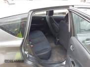 ✅ 2016 Nissan Note SV • VIN: 3N1CE2CP2GL356582 • Lot: 43744667. Wystawiony na IAAI z przebiegiem 106 940 mil. Bezpłatny archiwum sprzedaży aukcyjnych z USA i szczegółowy raport historii pojazdu na DreamBid. Zdjęcie 8.