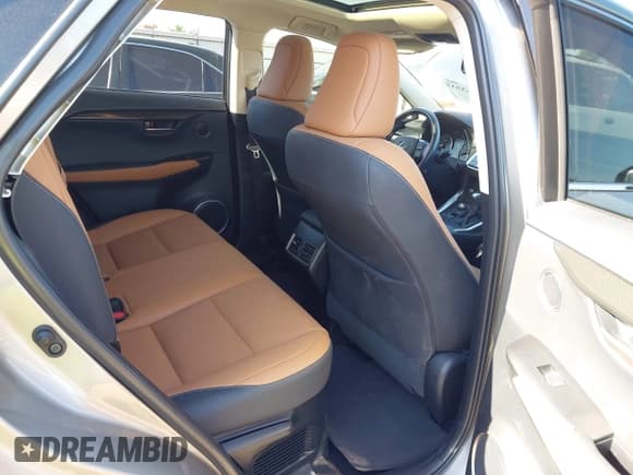 ✅ 2021 Lexus NX 300 • VIN: JTJGARBZ3M2183459 • Лот: 42033519. Опубликован ранее на IAAI с пробегом 31 386 миль. Бесплатный доступ к архиву аукционных продаж из США и подробный отчёт об истории автомобиля на DreamBid. Изображение 8.