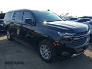 ✅ 2021 Chevrolet Suburban LT • VIN: 1GNSKCKDXMR319645 • Lot: 41462563. Wystawiony na IAAI z przebiegiem 50 125 mil. Bezpłatny archiwum sprzedaży aukcyjnych z USA i szczegółowy raport historii pojazdu na DreamBid. Zdjęcie 1.