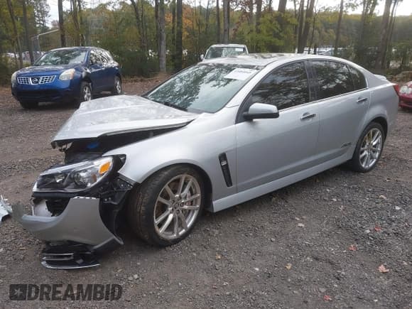 ✅ 2014 Chevrolet SS • VIN: 6G3F15RWXEL962875 • Lot: 43484045. Listed on IAAI with 58,980 mi. Free auction sales archive from the USA and detailed vehicle history report at DreamBid. Image 16.