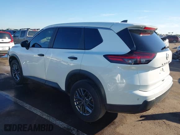 ✅ 2024 Nissan Rogue S • VIN: 5N1BT3AA6RC694287 • Лот: 43560151. Опубликован ранее на IAAI с пробегом 73 888 миль. Бесплатный доступ к архиву аукционных продаж из США и подробный отчёт об истории автомобиля на DreamBid. Изображение 3.