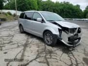 ✅ 2017 Dodge Grand Caravan SXT • VIN: 2C4RDGCGXHR700154 • Lot: 61294355. Listed on Copart with 135,573 mi. Free auction sales archive from the USA and detailed vehicle history report at DreamBid. Image 14.