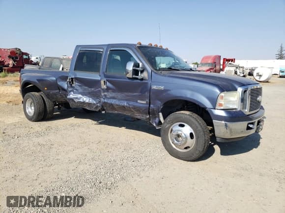 ✅ 2007 Ford F-350 XL • VIN: 1FTWW33PX7EB00266 • Lot: 68312695. Listed on Copart with 116,683 mi. Free auction sales archive from the USA and detailed vehicle history report at DreamBid. Image 4.