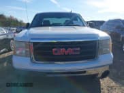 ✅ 2011 GMC Sierra 1500 SLE • VIN: 1GTR1VEA6BZ126994 • Lot: 40938932. Wystawiony na IAAI z przebiegiem 248 061 mil. Bezpłatny archiwum sprzedaży aukcyjnych z USA i szczegółowy raport historii pojazdu na DreamBid. Zdjęcie 12.