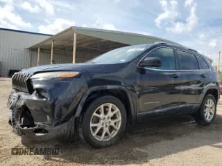 ✅ 2015 Jeep Cherokee Latitude • VIN: 1C4PJLCB4FW770928 • Лот: 89657885. Опубликован ранее на Copart с пробегом 119 311 миль. Бесплатный доступ к архиву аукционных продаж из США и подробный отчёт об истории автомобиля на DreamBid. Изображение 1.