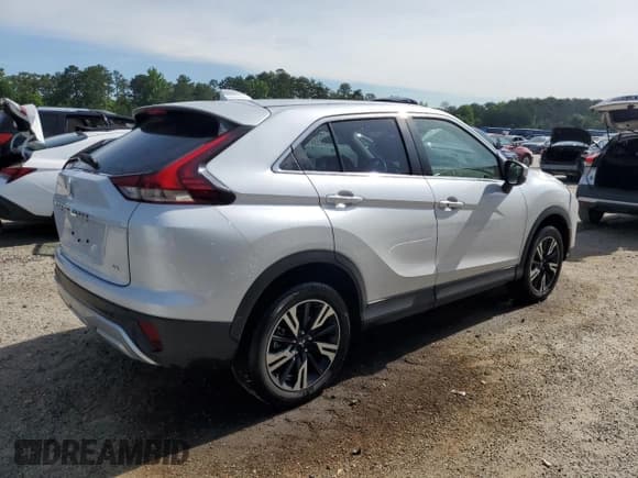 ✅ 2024 Mitsubishi Eclipse Cross SE • VIN: JA4ATWAA6RZ058283 • Lot: 56630445. Listed on Copart with 23,330 mi. Free auction sales archive from the USA and detailed vehicle history report at DreamBid. Image 3.